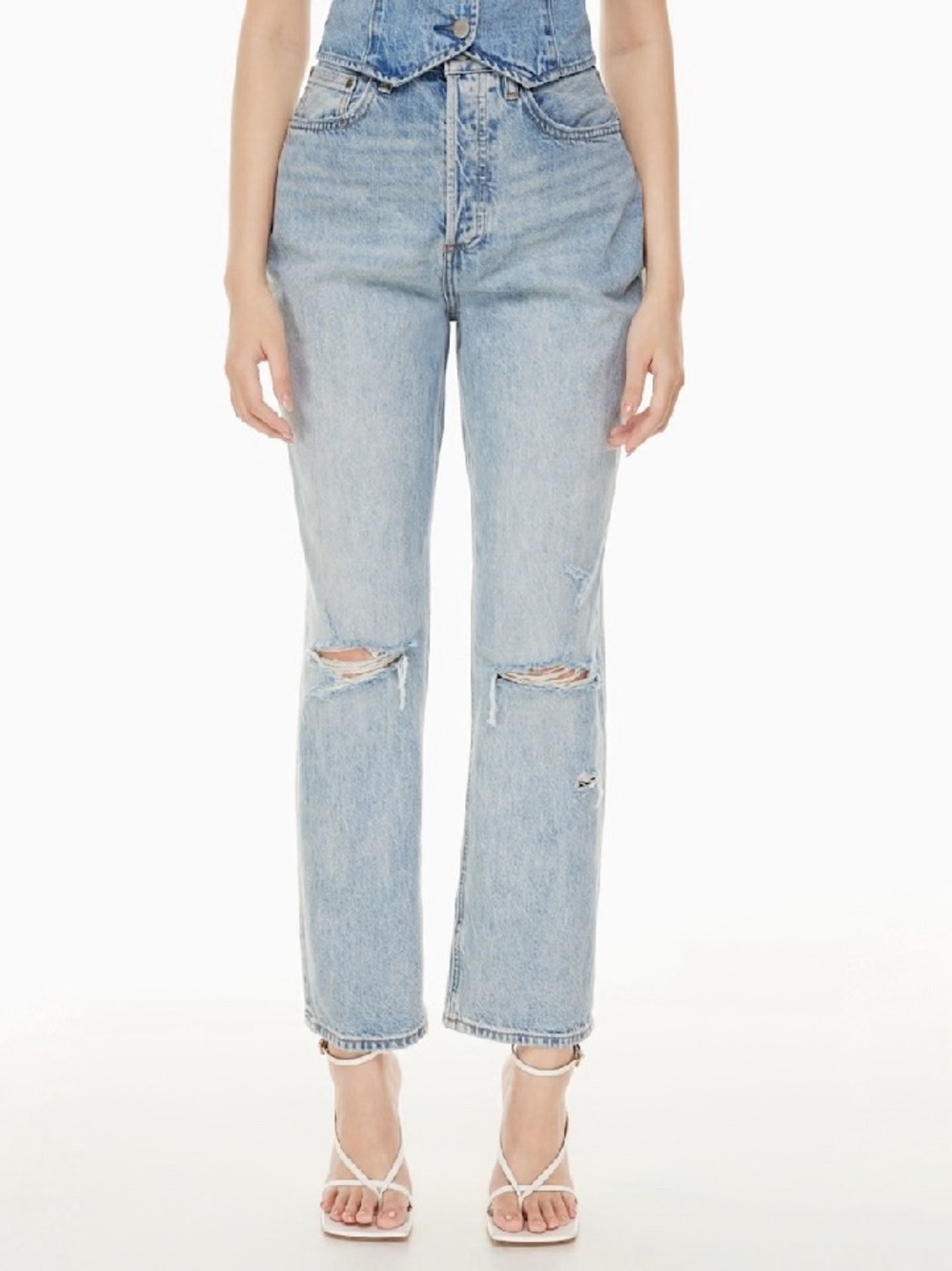 Aritzia Denim Forum Joni High Rise Loose 29L Size 28 Light Wash Jeans Distressed